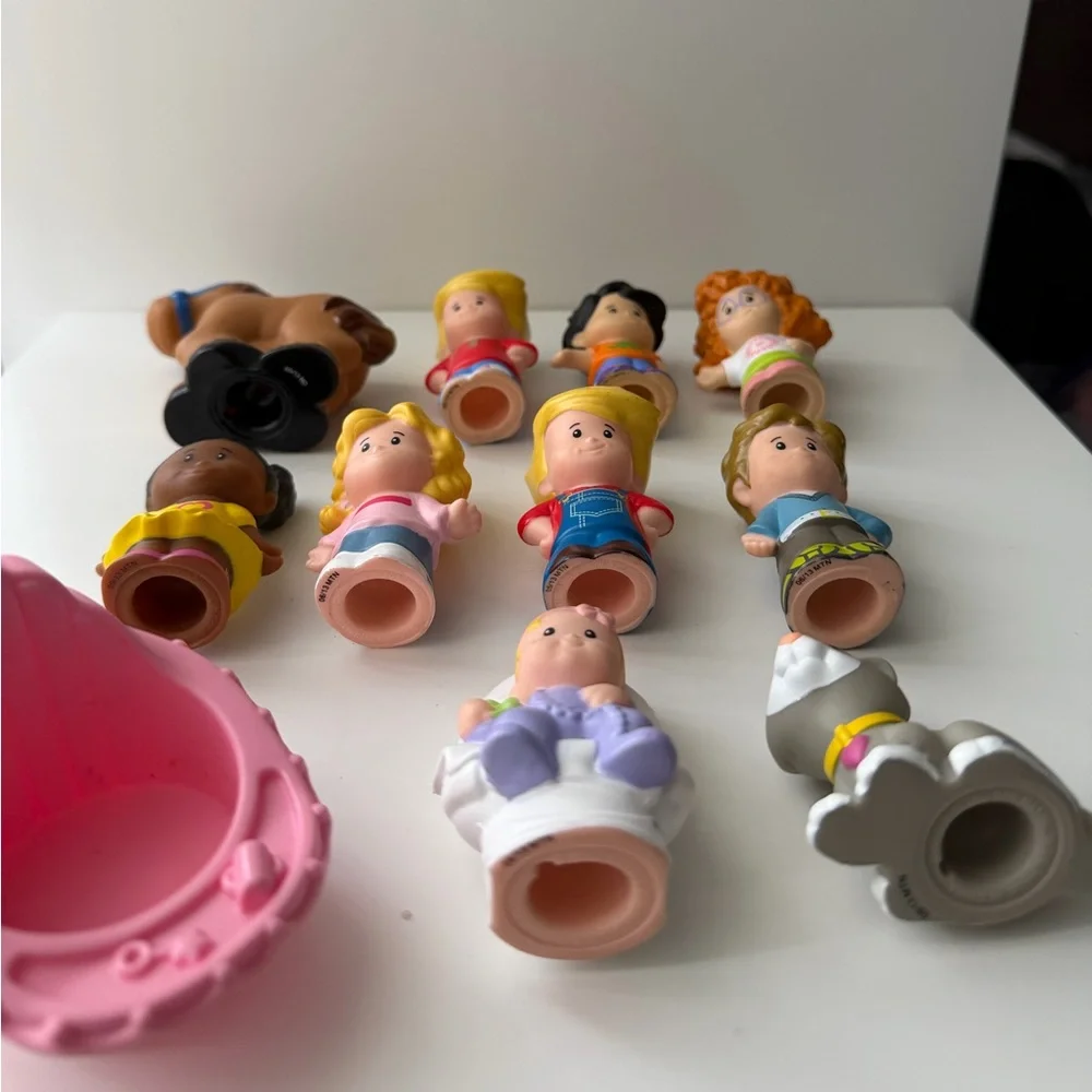 FISHER PRICE Little People Horse, Cat, Baby & Family Figures Lot 11 pc. Set